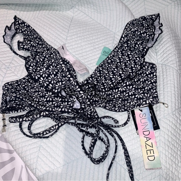 Sundazed Daphne Bikini Top - NWT - Picture 3 of 6